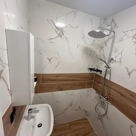 сирената Πανσιόν Σωζόπολη