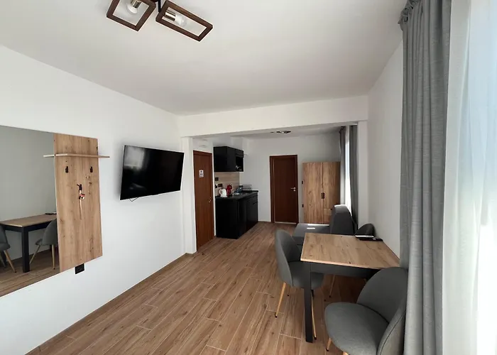 сирената Πανσιόν