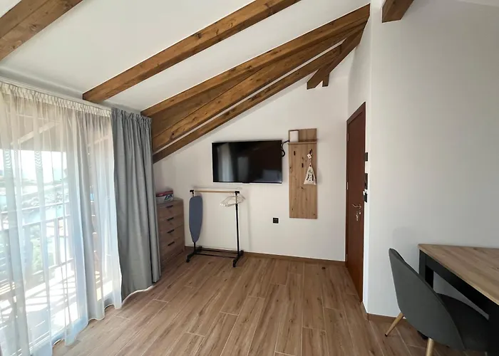 Πανσιόν сирената 4*