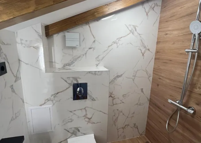 сирената Πανσιόν Σωζόπολη