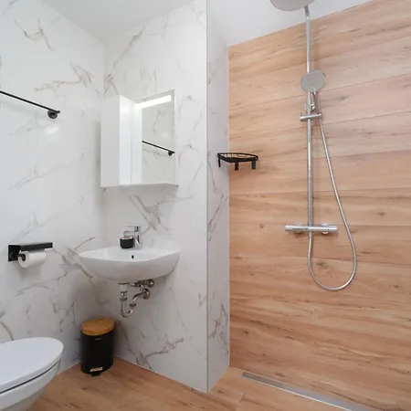 сирената Къща за гости 4*